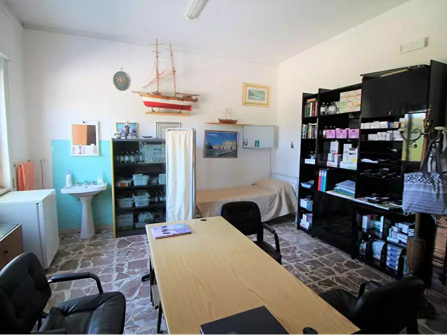 Immagine 6 di Villa in vendita  in Viale epipoli a Siracusa