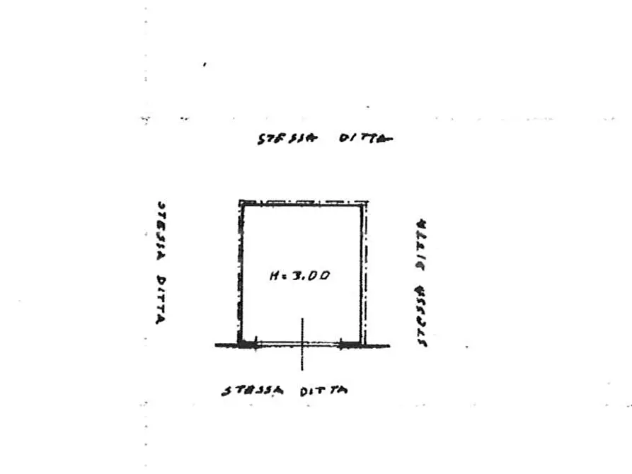Immagine 5 di Garage in vendita  in Via S. Freud a Siracusa