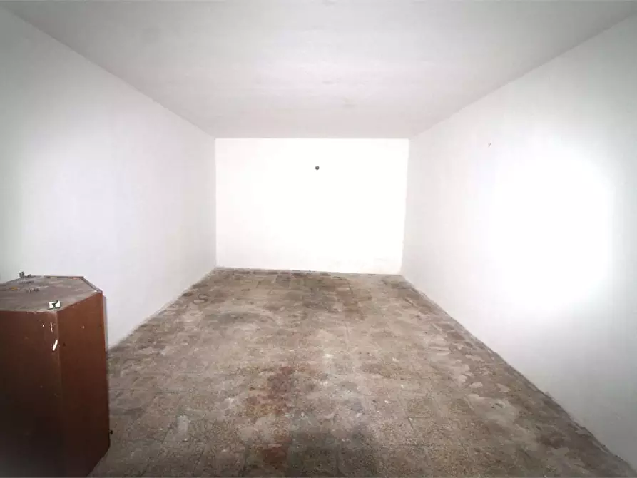 Immagine 3 di Garage in vendita  in Via di Villa Ortisi a Siracusa