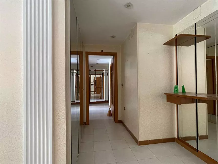 Immagine 11 di Appartamento in vendita  a Siracusa