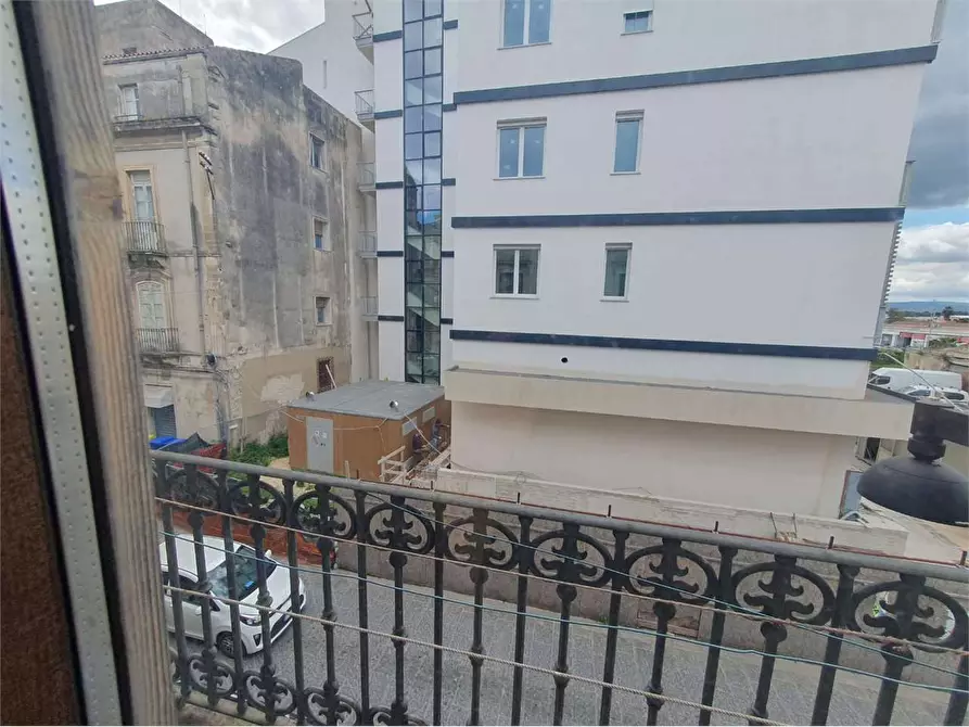 Appartamento in vendita in Via Crispi a Siracusa