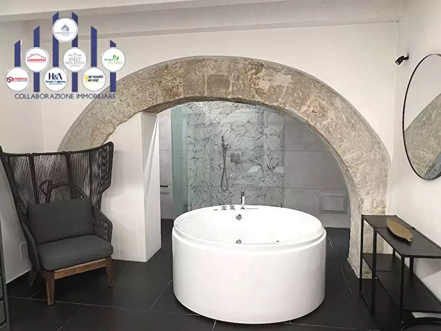 Immagine 2 di Monolocale in vendita  in Piazza del Precursore a Siracusa