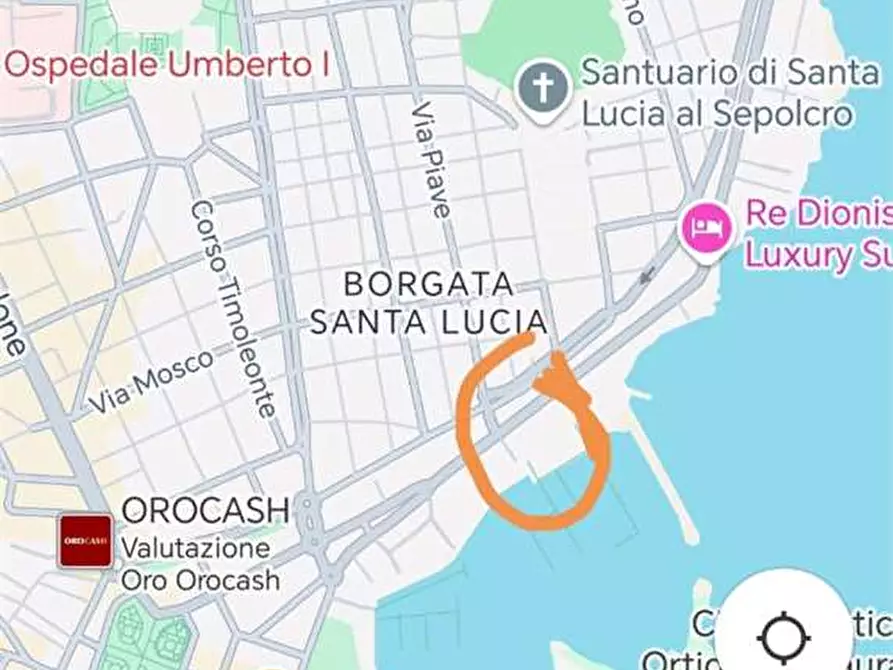 Immagine 5 di Magazzino in vendita  a Siracusa