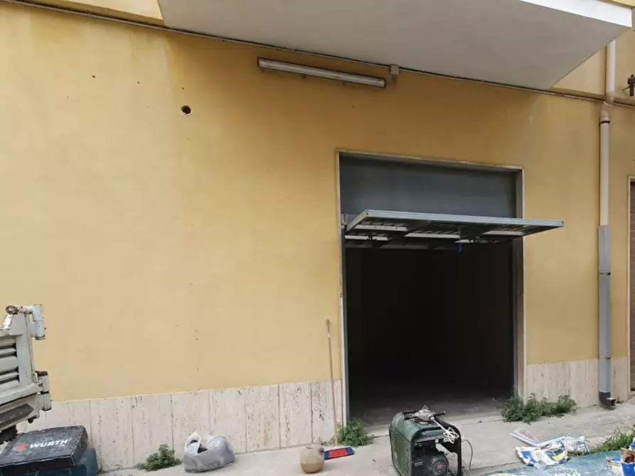 Immagine 4 di Garage in vendita  in Via Carlo Forlanini a Siracusa