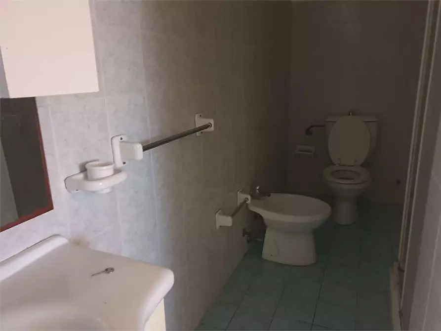 Immagine 7 di Appartamento in vendita  in Viale Teracati  a Siracusa