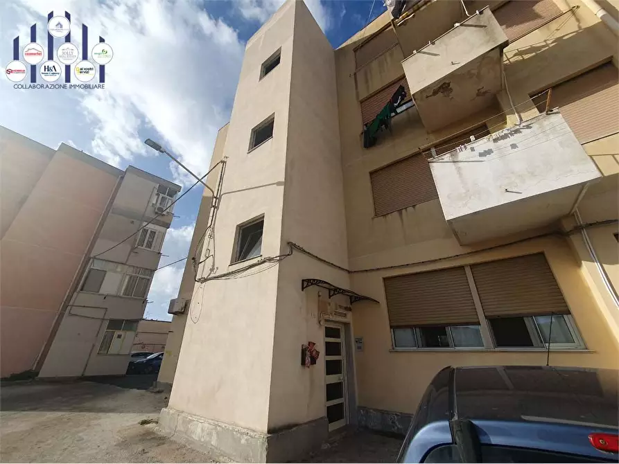 Immagine 1 di Appartamento in vendita  in Via Alì a Siracusa