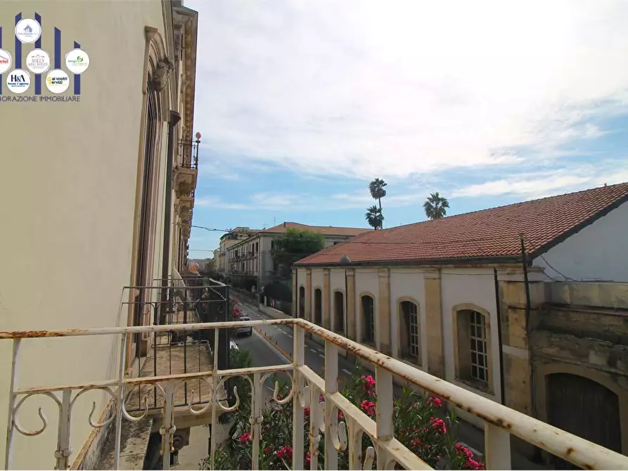 Immagine 15 di Appartamento in vendita  in Corso Umberto a Siracusa