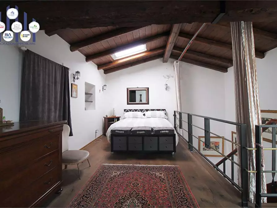 Immagine 2 di Appartamento in vendita  in Corso Umberto a Siracusa