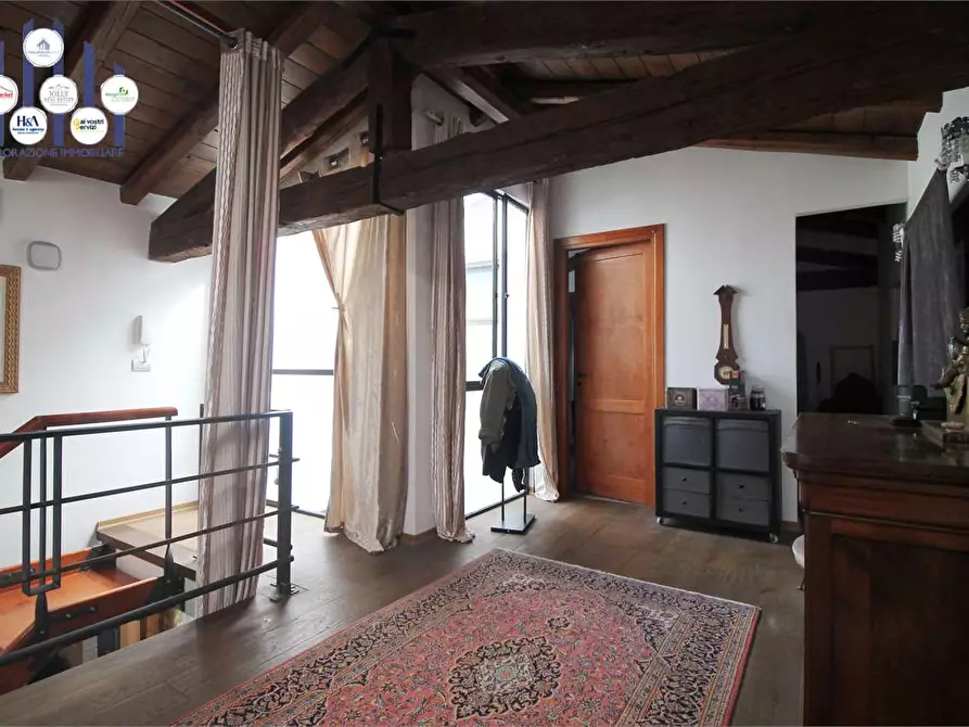 Immagine 20 di Appartamento in vendita  in Corso Umberto a Siracusa