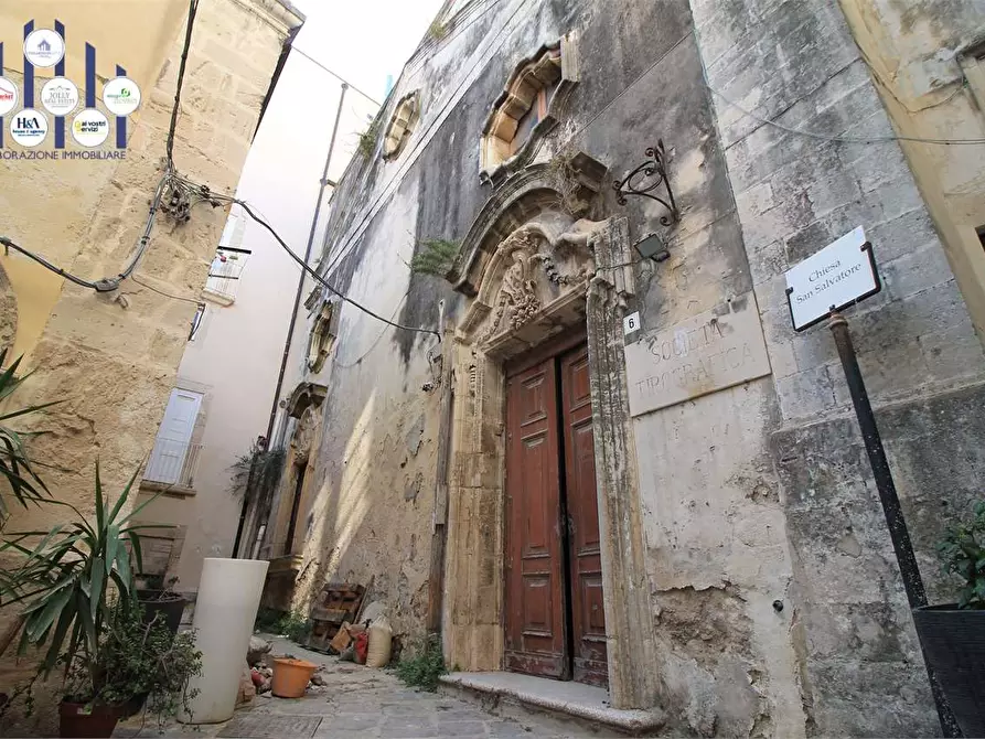 Immagine 8 di Stabile in vendita  in Piazza archimede a Siracusa
