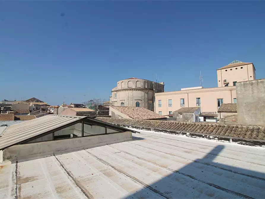 Immagine 27 di Stabile in vendita  in Piazza archimede a Siracusa