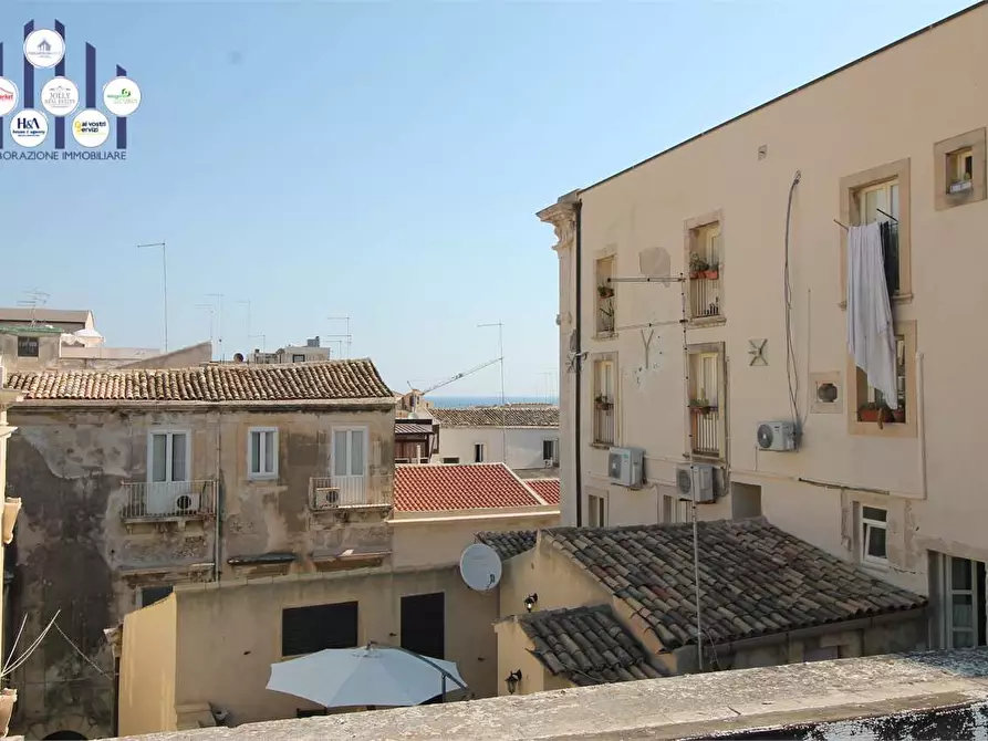 Immagine 28 di Stabile in vendita  in Piazza archimede a Siracusa