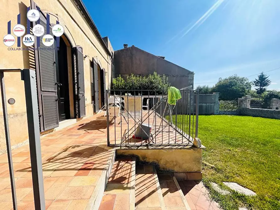 Immagine 6 di Rustico / casale in vendita  in sp 24 a Noto