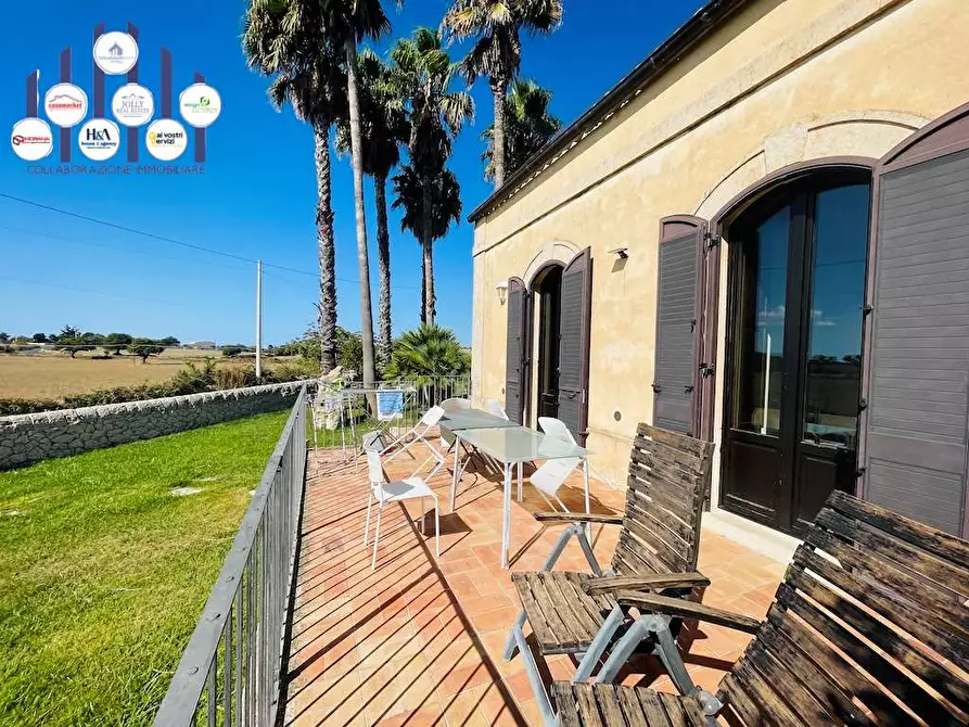 Immagine 10 di Rustico / casale in vendita  in sp 24 a Noto