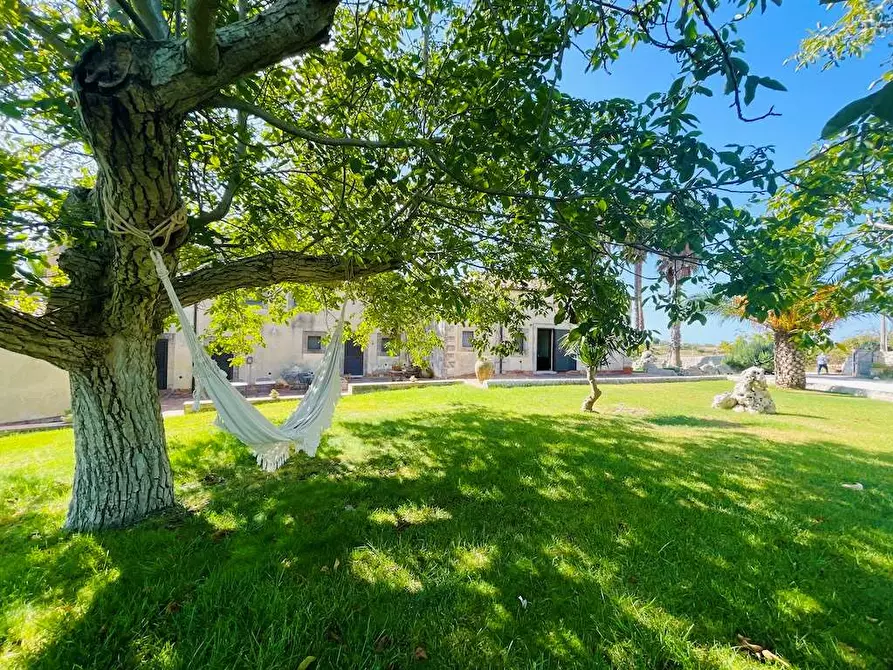 Immagine 13 di Rustico / casale in vendita  in sp 24 a Noto