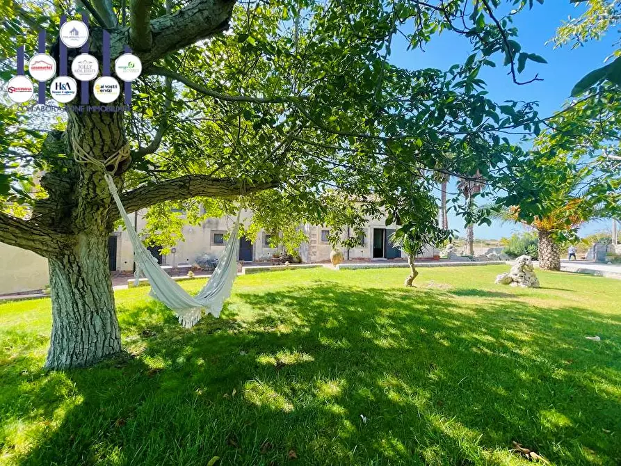 Immagine 13 di Rustico / casale in vendita  in sp 24 a Noto