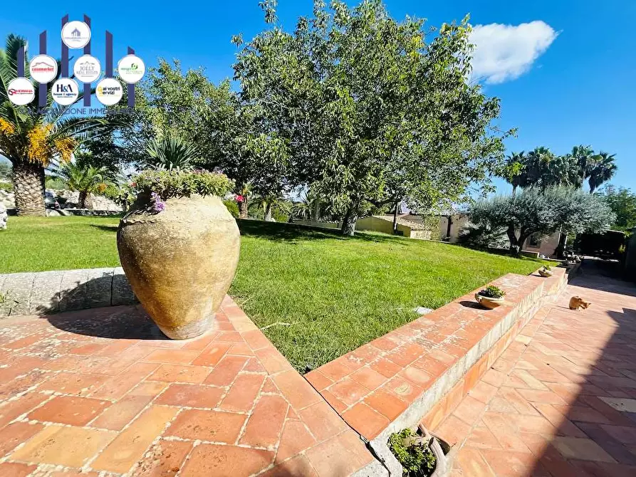 Immagine 15 di Rustico / casale in vendita  in sp 24 a Noto