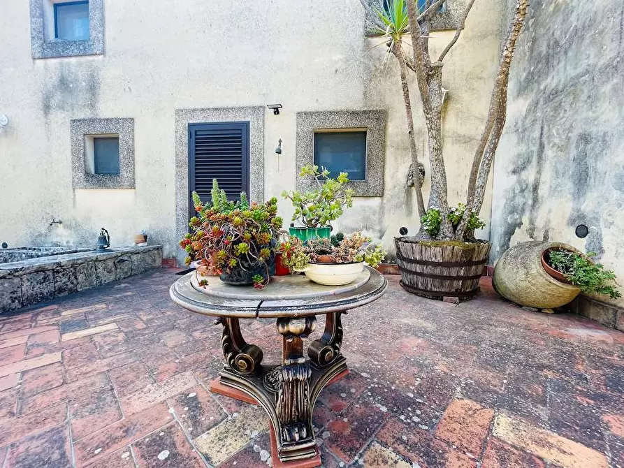 Immagine 19 di Rustico / casale in vendita  in sp 24 a Noto