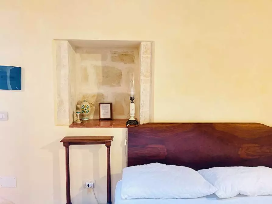 Immagine 32 di Rustico / casale in vendita  in sp 24 a Noto