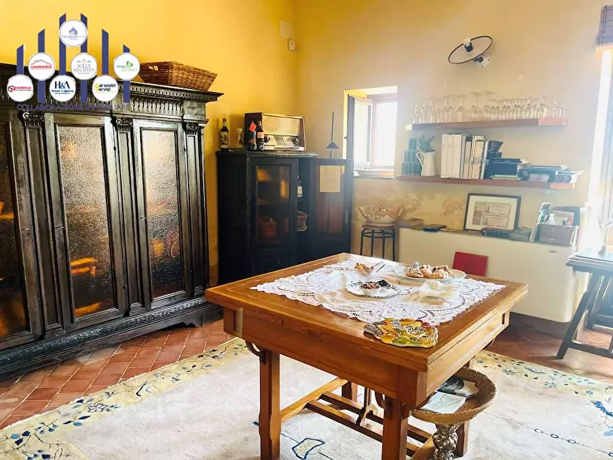 Immagine 42 di Rustico / casale in vendita  in sp 24 a Noto