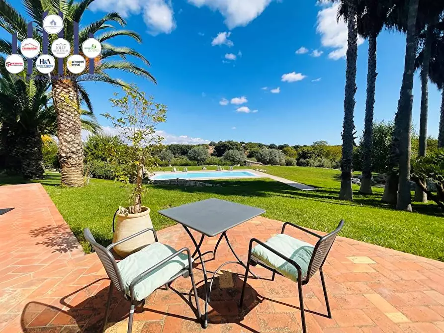 Immagine 45 di Rustico / casale in vendita  in sp 24 a Noto