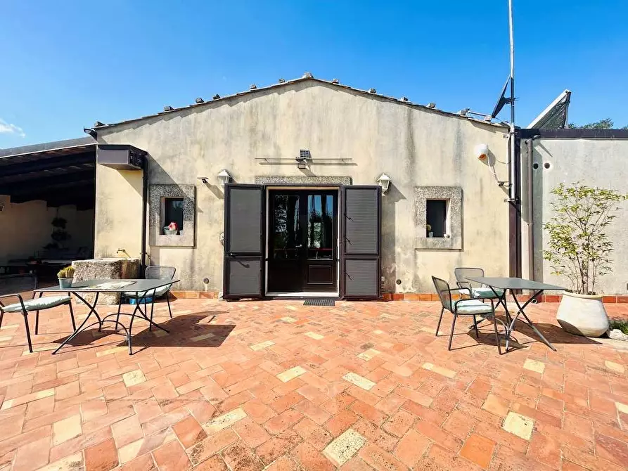 Immagine 48 di Rustico / casale in vendita  in sp 24 a Noto