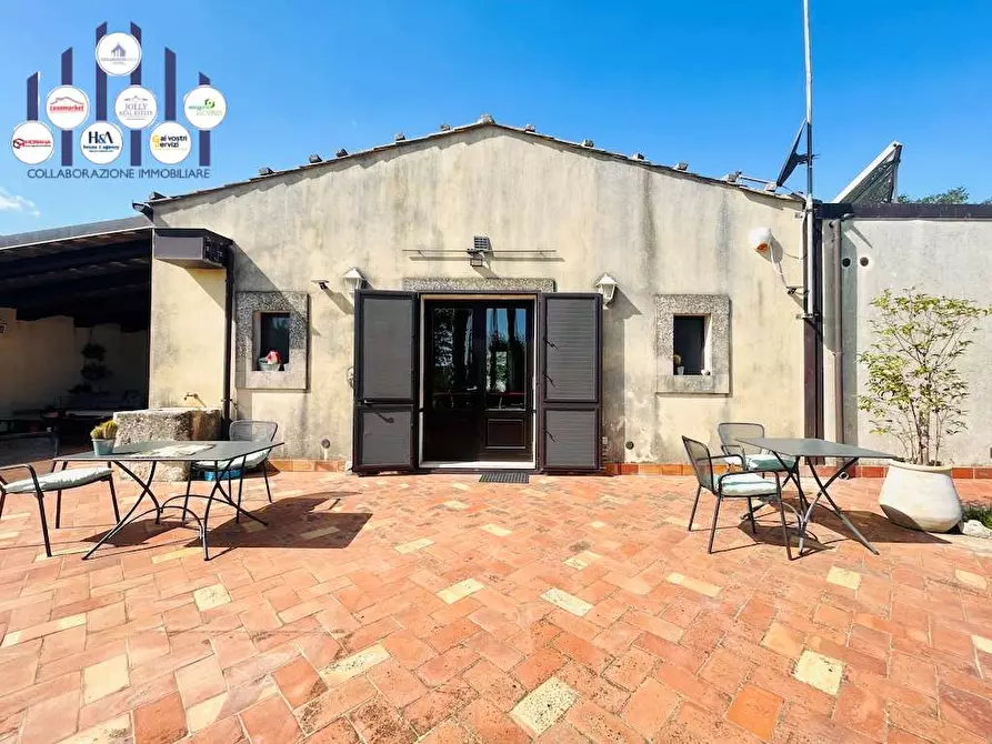 Immagine 48 di Rustico / casale in vendita  in sp 24 a Noto