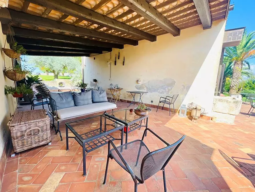 Immagine 49 di Rustico / casale in vendita  in sp 24 a Noto