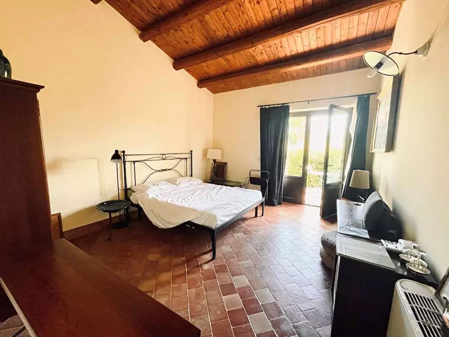 Immagine 58 di Rustico / casale in vendita  in sp 24 a Noto