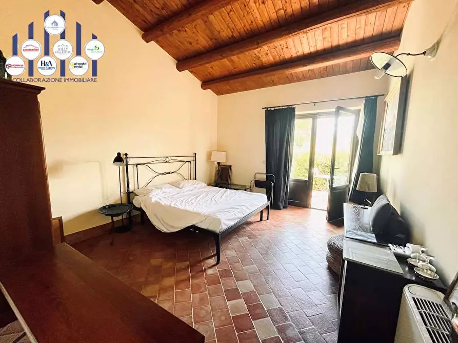 Immagine 58 di Rustico / casale in vendita  in sp 24 a Noto