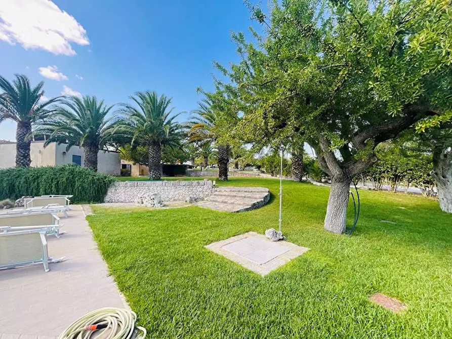 Immagine 69 di Rustico / casale in vendita  in sp 24 a Noto