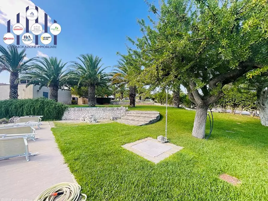 Immagine 69 di Rustico / casale in vendita  in sp 24 a Noto