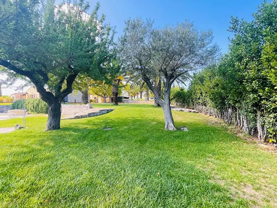 Immagine 70 di Rustico / casale in vendita  in sp 24 a Noto