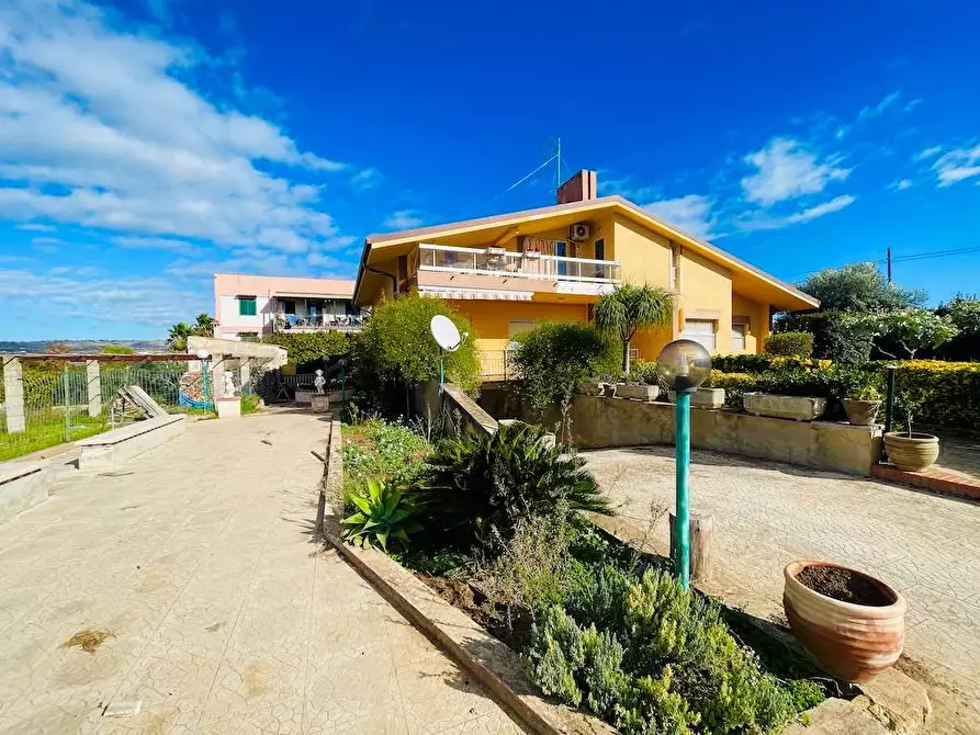 Immagine 45 di Villa in vendita  in Contrada Madonna Marina a Noto