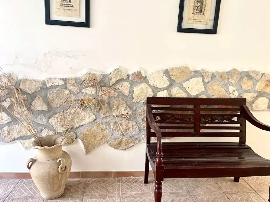 Immagine 3 di Stabile in vendita  in Via Torino a Siracusa