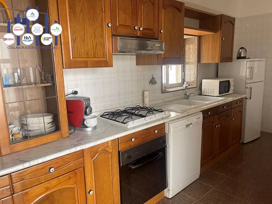 Immagine 14 di Stabile in vendita  in Via Torino a Siracusa