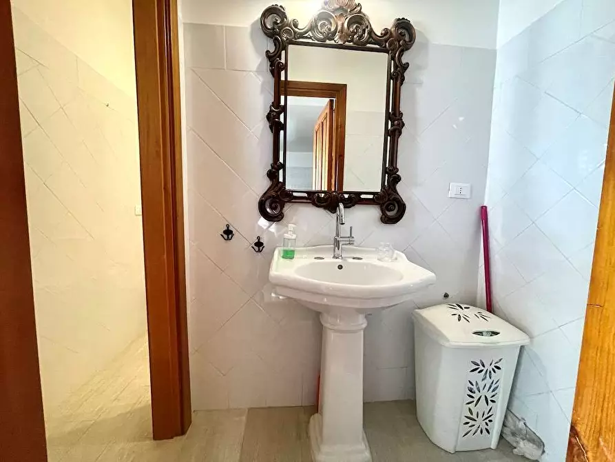 Immagine 15 di Stabile in vendita  in Via Torino a Siracusa