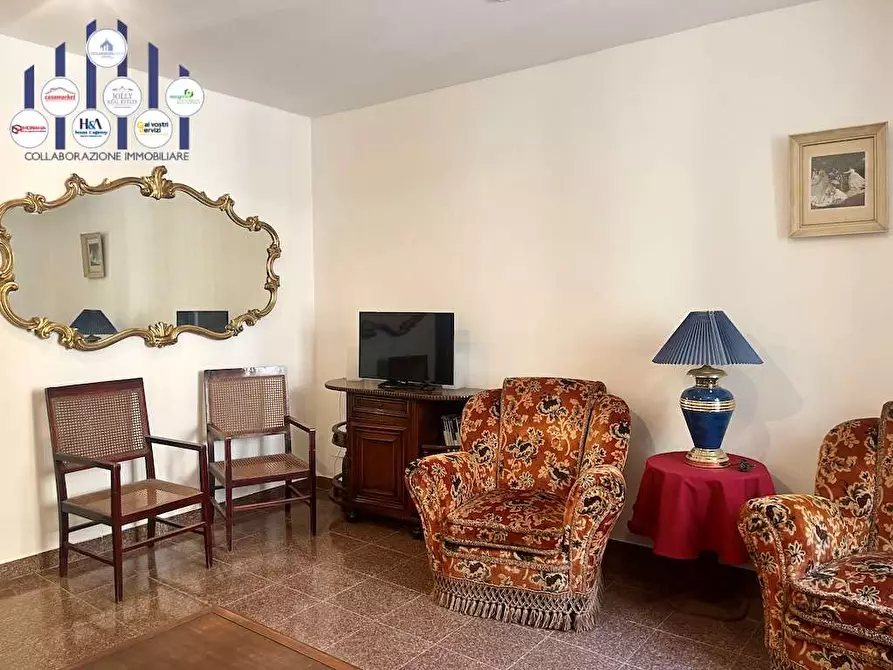 Immagine 20 di Stabile in vendita  in Via Torino a Siracusa