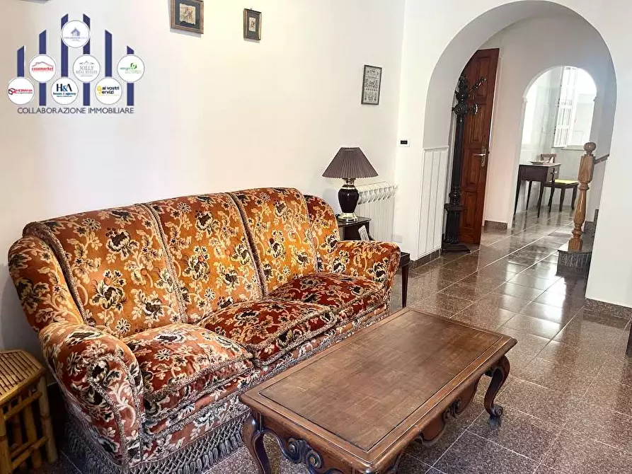 Immagine 21 di Stabile in vendita  in Via Torino a Siracusa