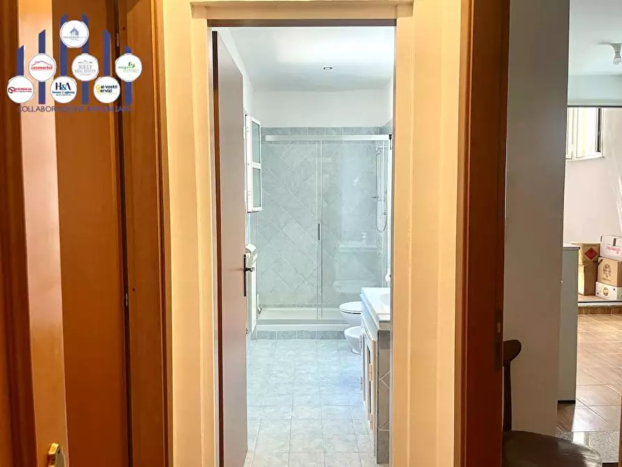 Immagine 29 di Stabile in vendita  in Via Torino a Siracusa