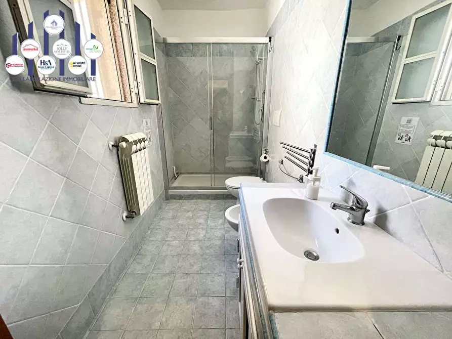 Immagine 30 di Stabile in vendita  in Via Torino a Siracusa