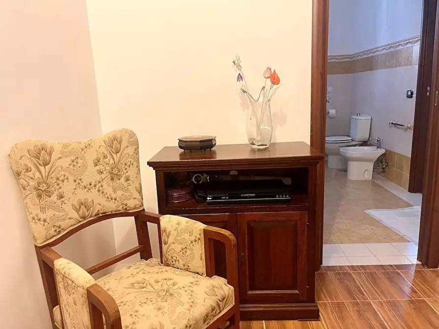 Immagine 34 di Stabile in vendita  in Via Torino a Siracusa