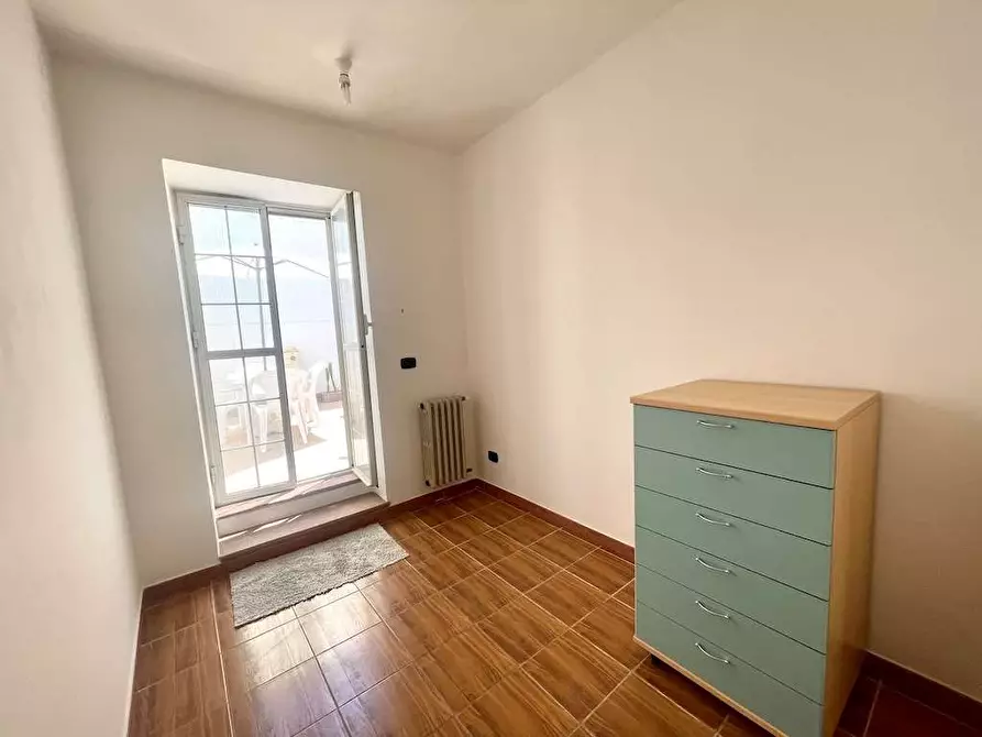 Immagine 42 di Stabile in vendita  in Via Torino a Siracusa