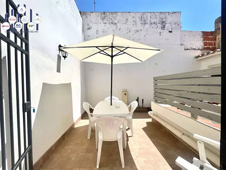 Immagine 44 di Stabile in vendita  in Via Torino a Siracusa