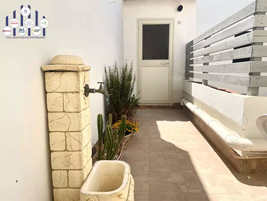 Immagine 46 di Stabile in vendita  in Via Torino a Siracusa