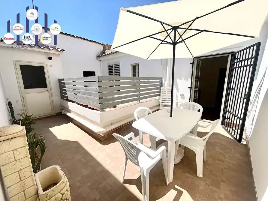 Immagine 49 di Stabile in vendita  in Via Torino a Siracusa