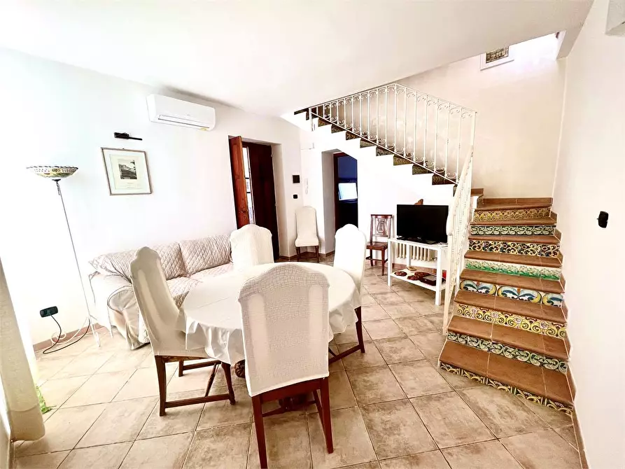 Immagine 51 di Stabile in vendita  in Via Torino a Siracusa