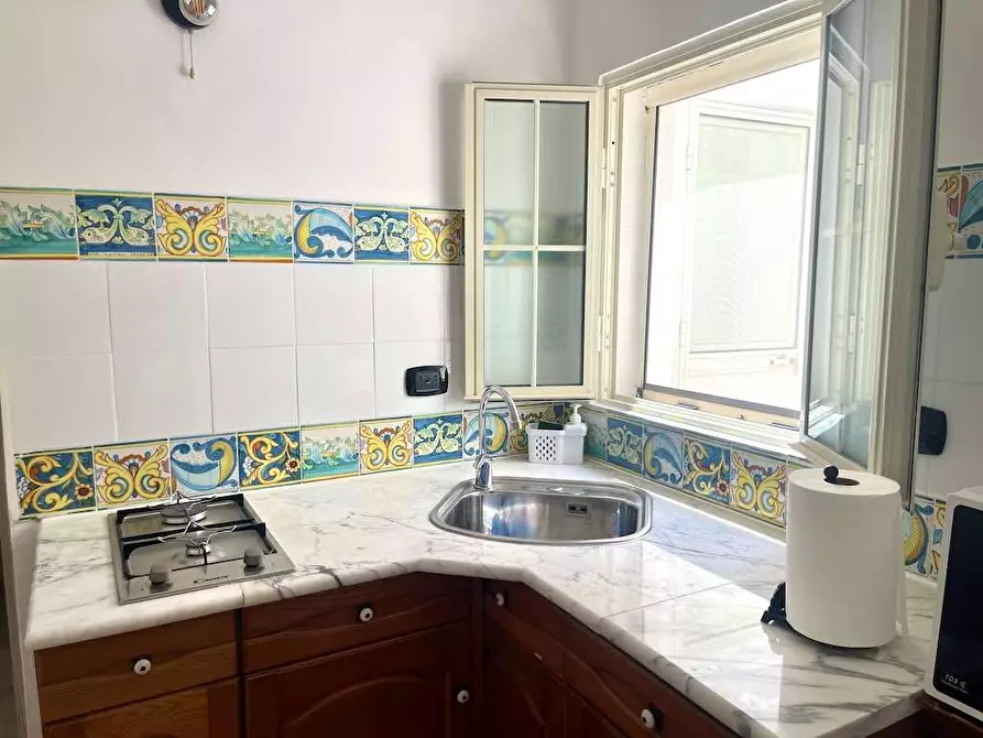 Immagine 55 di Stabile in vendita  in Via Torino a Siracusa