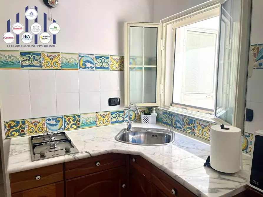 Immagine 55 di Stabile in vendita  in Via Torino a Siracusa