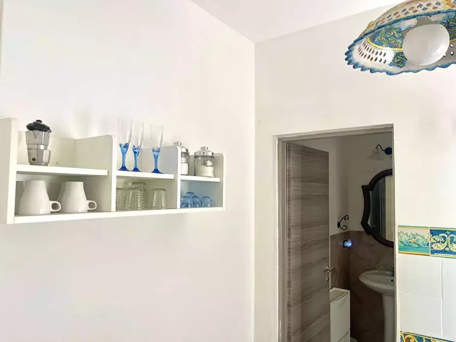 Immagine 56 di Stabile in vendita  in Via Torino a Siracusa